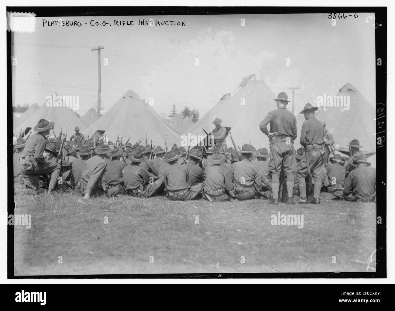 Rifle instruction hi-res stock photography and images - Alamy