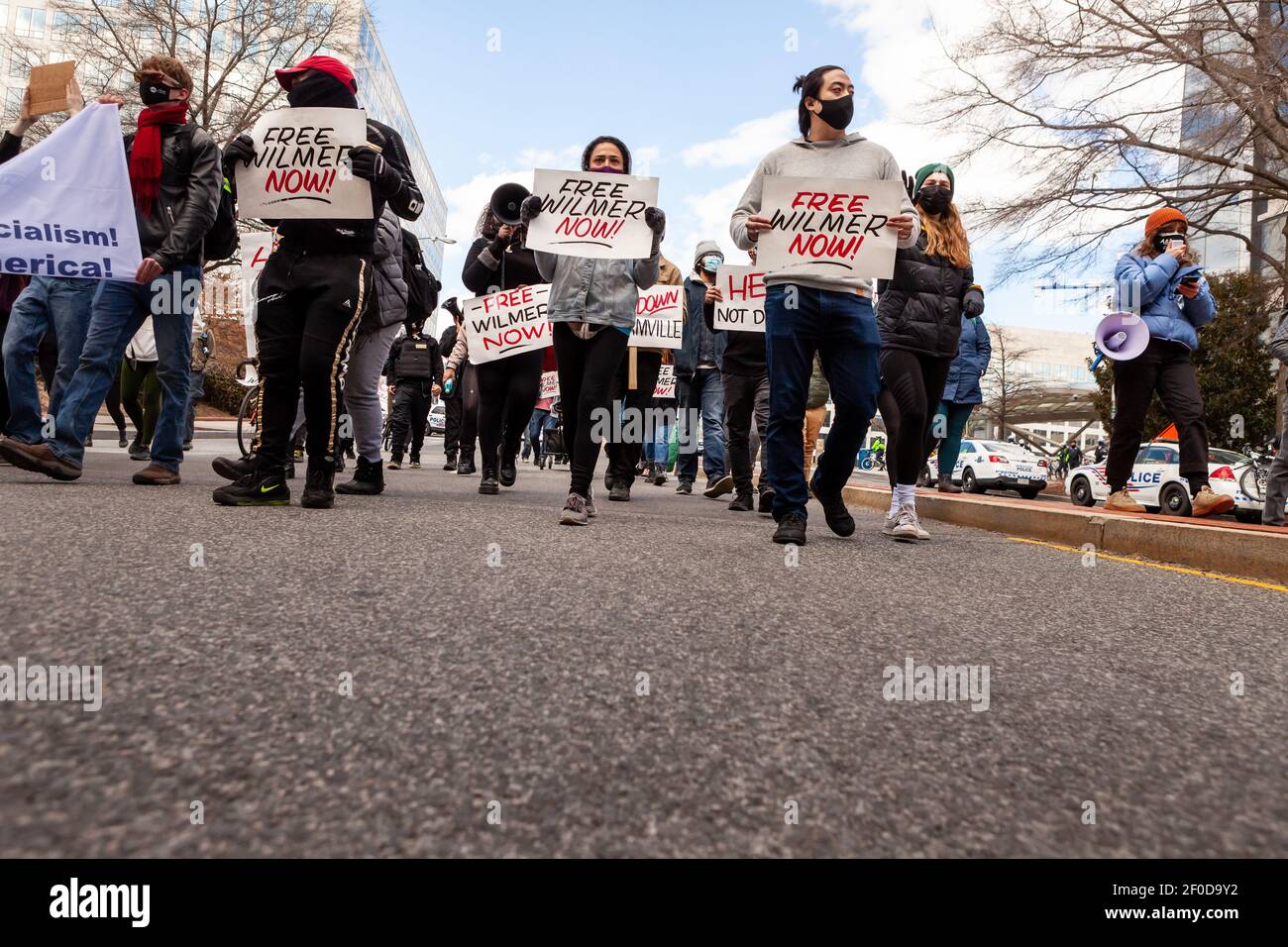 Dhs ice hi-res stock photography and images - Alamy