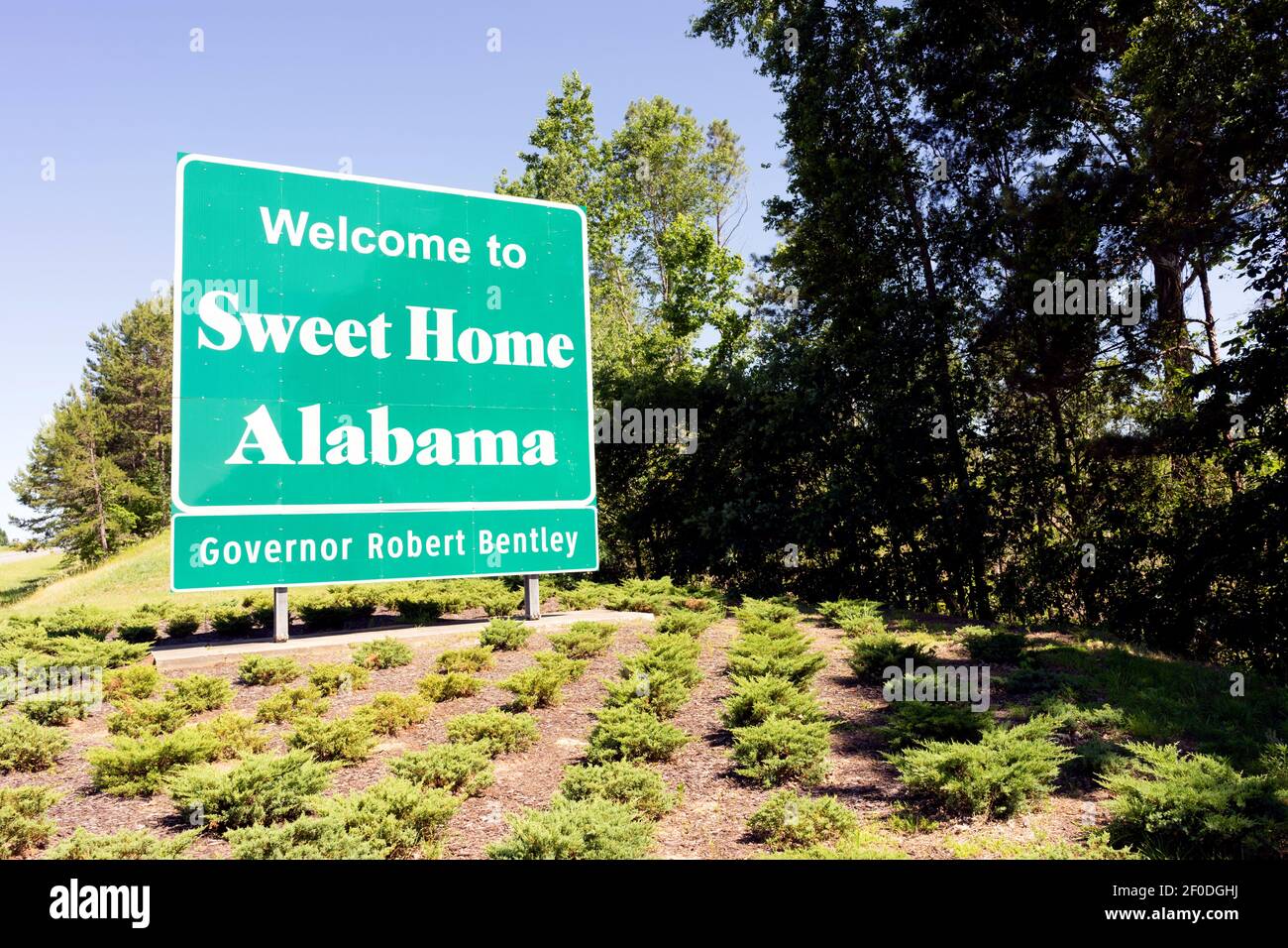 Alabama highway sign welcome hi-res stock photography and images - Alamy