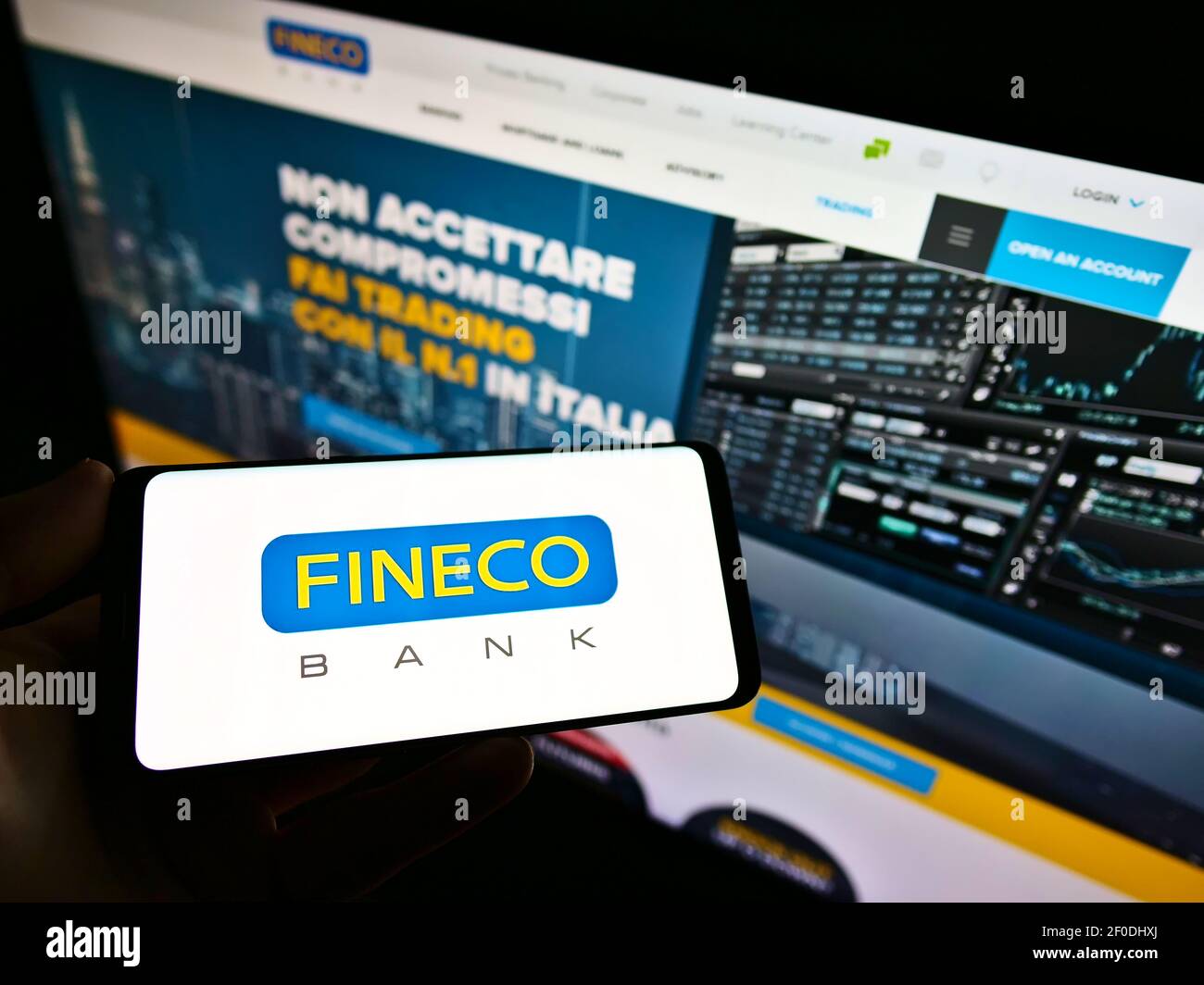 Fineco bank hi-res stock photography and images - Alamy