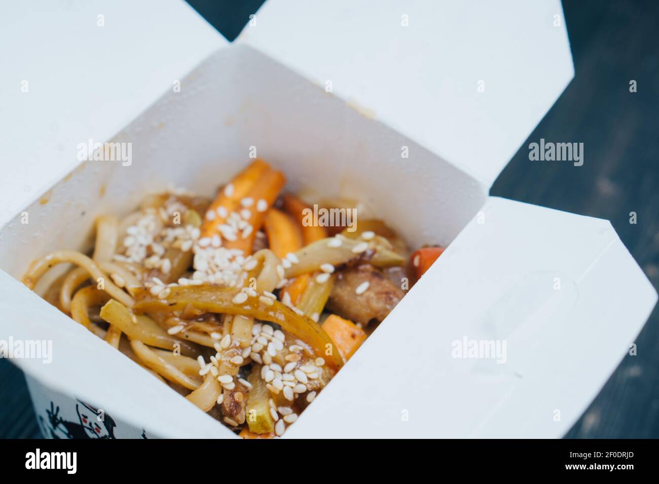 noodles wok japanese food sauce lunch meal restaurant Stock Photo Alamy