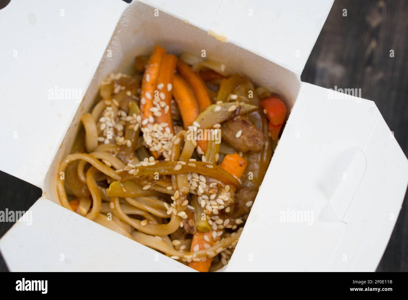noodles wok japanese food sauce lunch meal restaurant Stock Photo Alamy