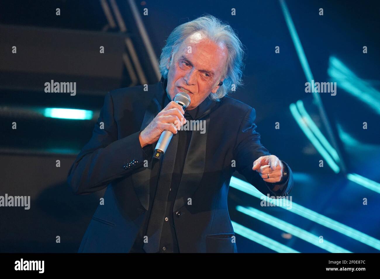 Riccardo Fogli at the last evening of the 71 Sanremo Music Festival. Sanremo  (Italy), March 6th, 2021 (Photo by Marco Piraccini/Mondadori Portfolio/Sipa  USA Stock Photo - Alamy