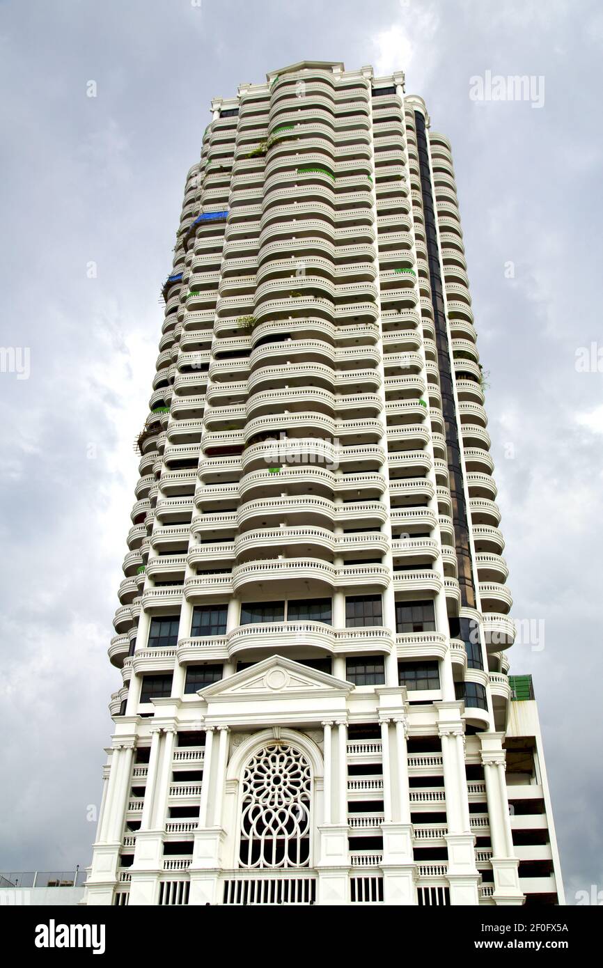 Bangkok terrace thailand office district palaces cloudy Stock Photo - Alamy