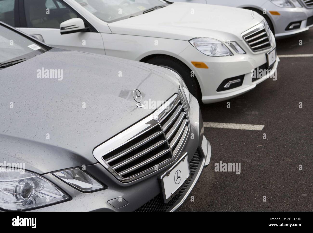 25 December 2010 McLean, Virginia A MercedesBenz car dealership in