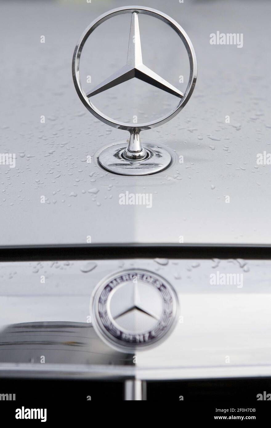 25 December 2010 McLean, Virginia A MercedesBenz car dealership in