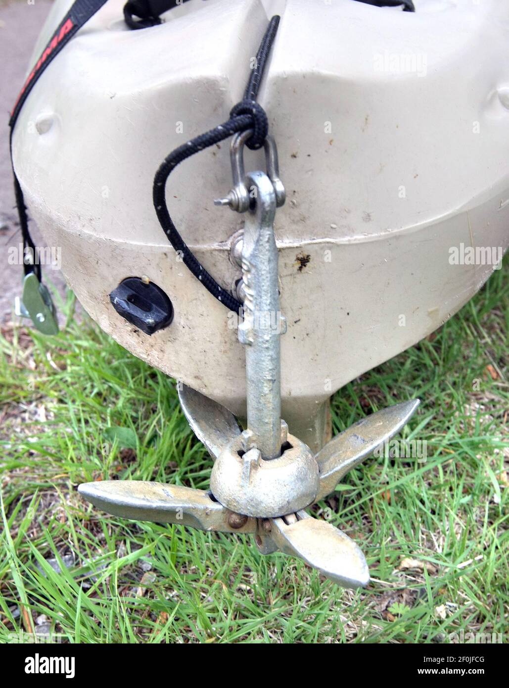 https://c8.alamy.com/comp/2F0JFCG/forrest-rieder-of-superior-wisconsin-uses-a-retractable-anchor-to-secure-his-kayak-while-fishing-photo-by-bob-kingduluth-news-tribunemctsipa-usa-2F0JFCG.jpg