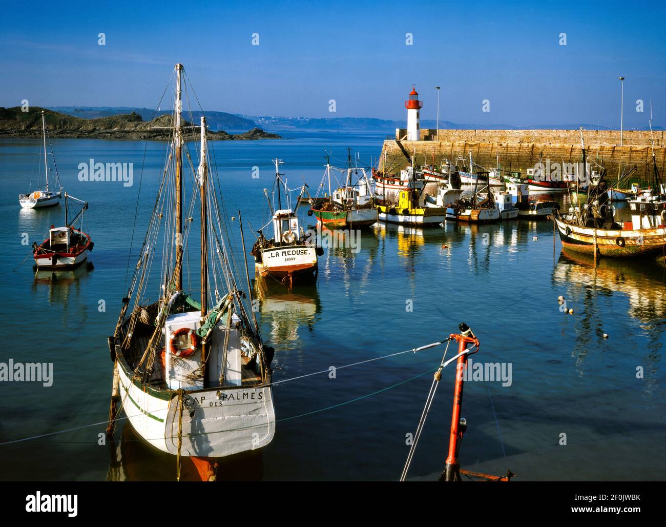 Erquy harbour hi-res stock photography and images - Alamy