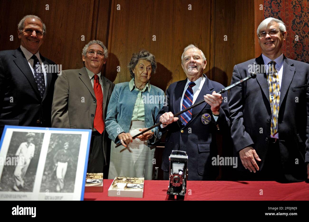 from left brent glass director national museum of american history harry rubenstein chair of the division of political history national museum of american history carolyn robinson wife of ted lt cmdr ted robinson and david allison associate director office of curatorial affairs national museum of american history pose after the ceremony where ted robinson donated his prized ironwood cane that belonged to john f kennedy to the smithsonian wednesday april 21 2010 photo by mary f calvertmctsipa usa 2F0JWJ9