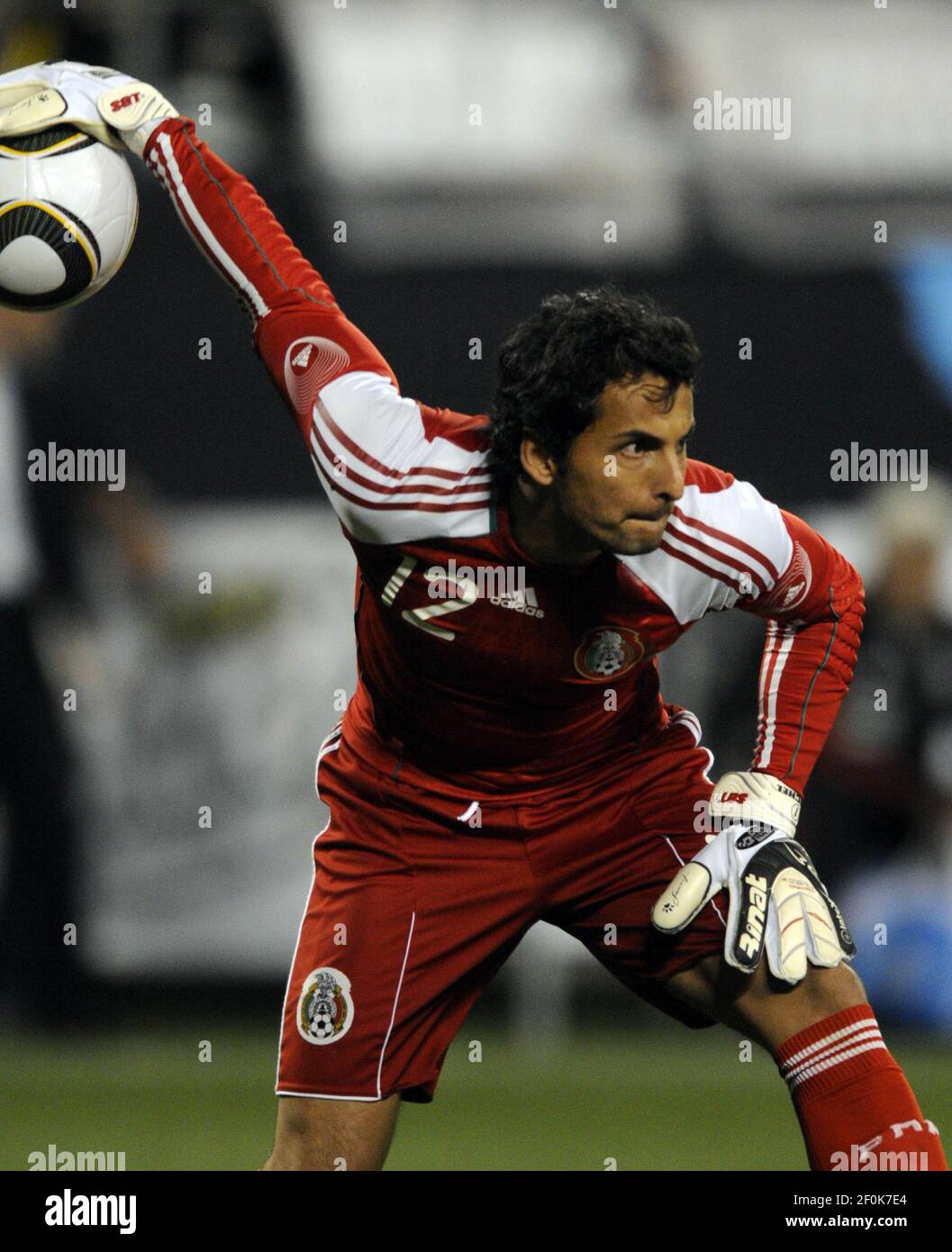 https://c8.alamy.com/comp/2F0K7E4/mexicoaposs-goalkeeper-luis-michel-12-rolls-the-ball-to-a-teammate-against-iceland-during-first-half-action-at-bank-of-america-stadium-in-charlotte-north-carolina-wednesday-march-24-2010-photo-by-david-t-foster-iiicharlotte-observermctsipa-usa-2F0K7E4.jpg