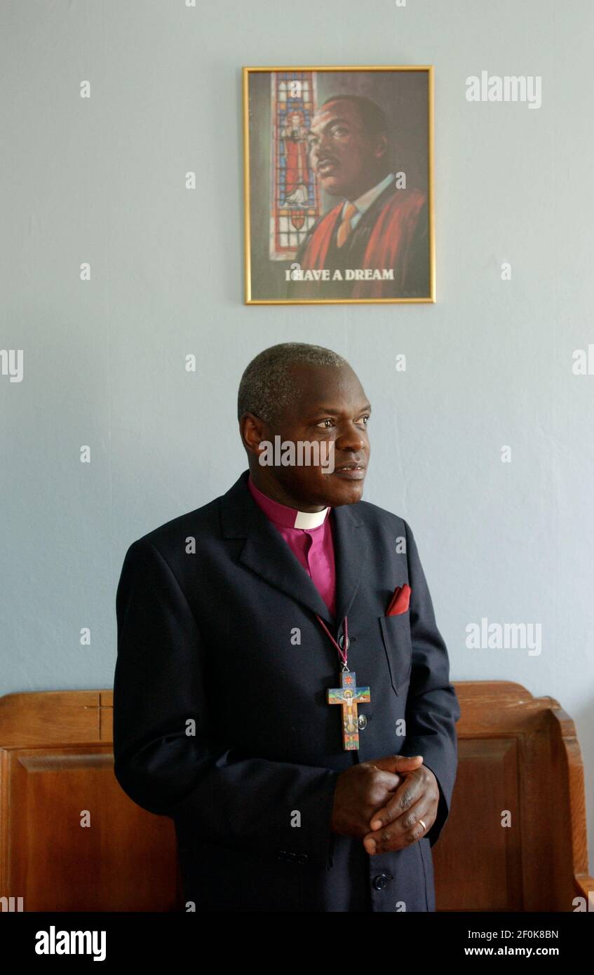 THE NEW ARCH BISHOP OF YORK, JOHN SENTAMU.22/6/05 TOM PILSTON Stock Photo
