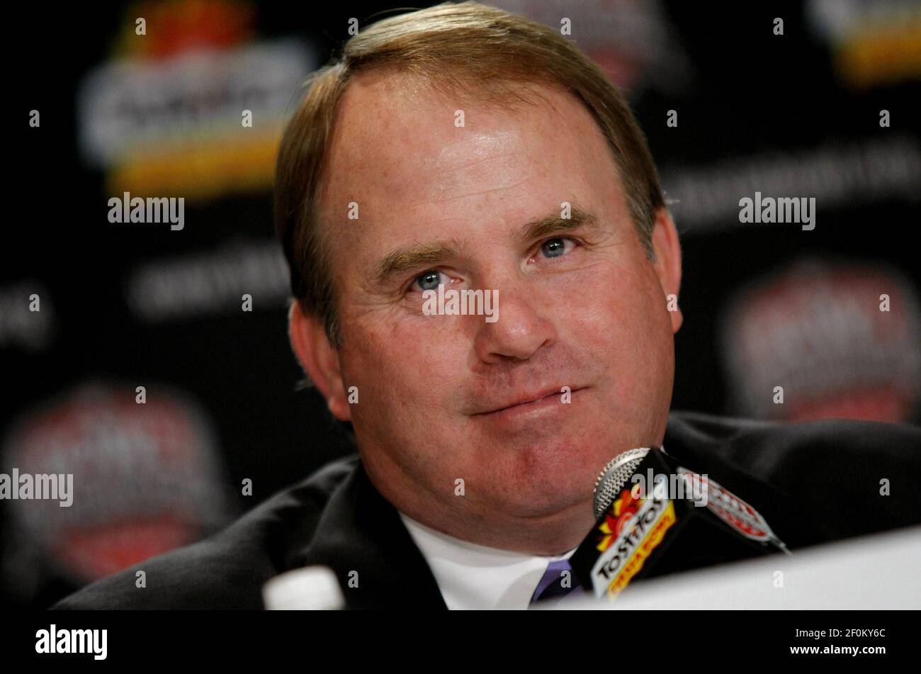 Texas Christian University head coach Gary Patterson talks with