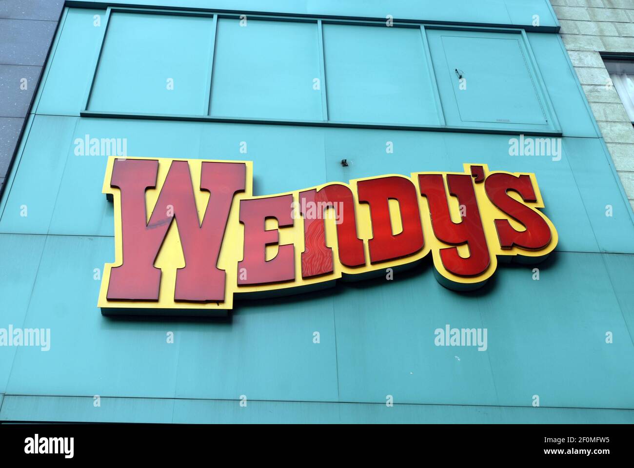 A Wendy's fast food restaurant in New York on Thursday, April 24, 2008.  Wendy's reported second-quarter profit that beat analysts' expectation  citing higher franchise revenue and selling company stores to franchisees.  (Photo