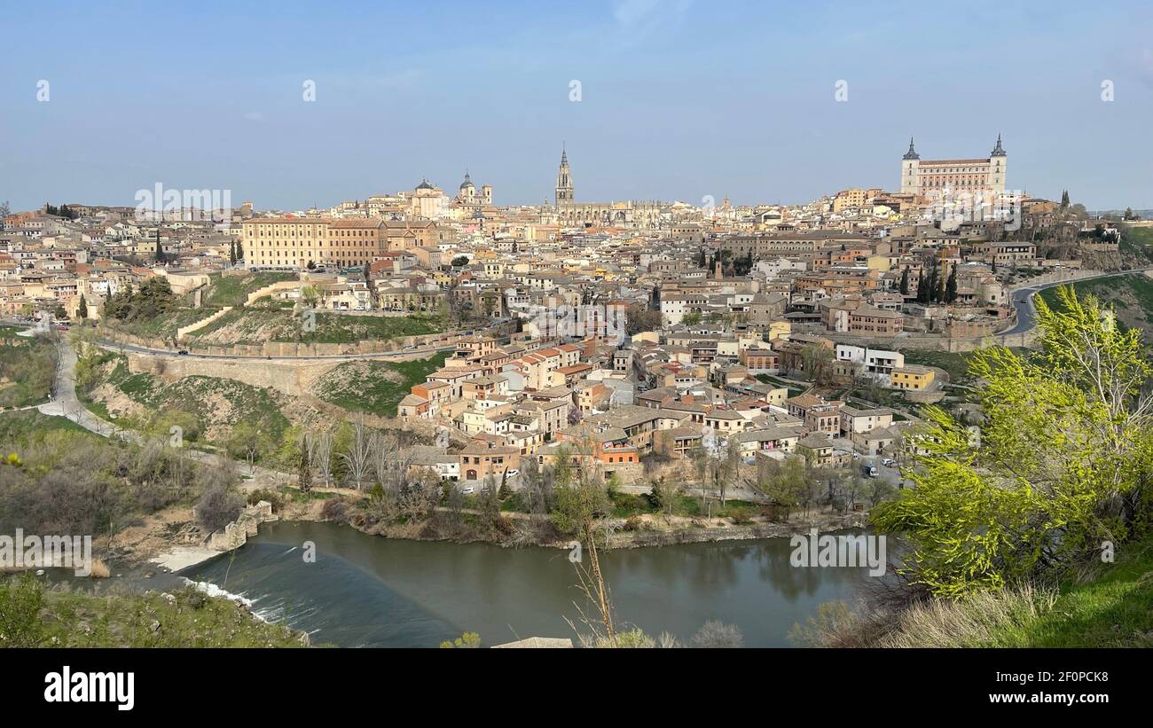 Monumento medieval hi-res stock photography and images - Alamy
