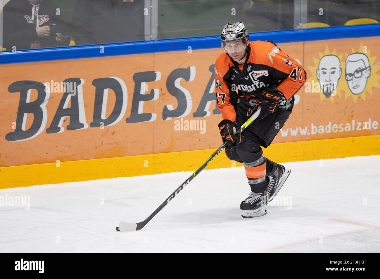 Adam mitchell hi-res stock photography and images - Alamy, image size:1300x956