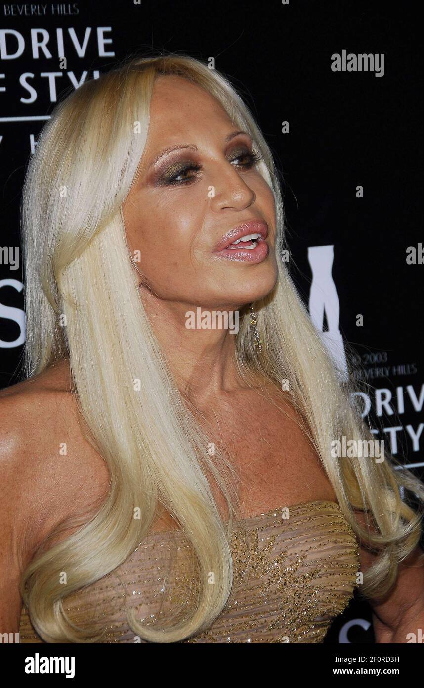 Donatella Versace. 8 February 2007 - Beverly Hills, California. Gianni And Donatella  Versace Receive Rodeo Drive Walk Of Style Award at the Beverly Hills City  Hall. Photo Credit: Giulio Marcocchi/Sipa Press (')