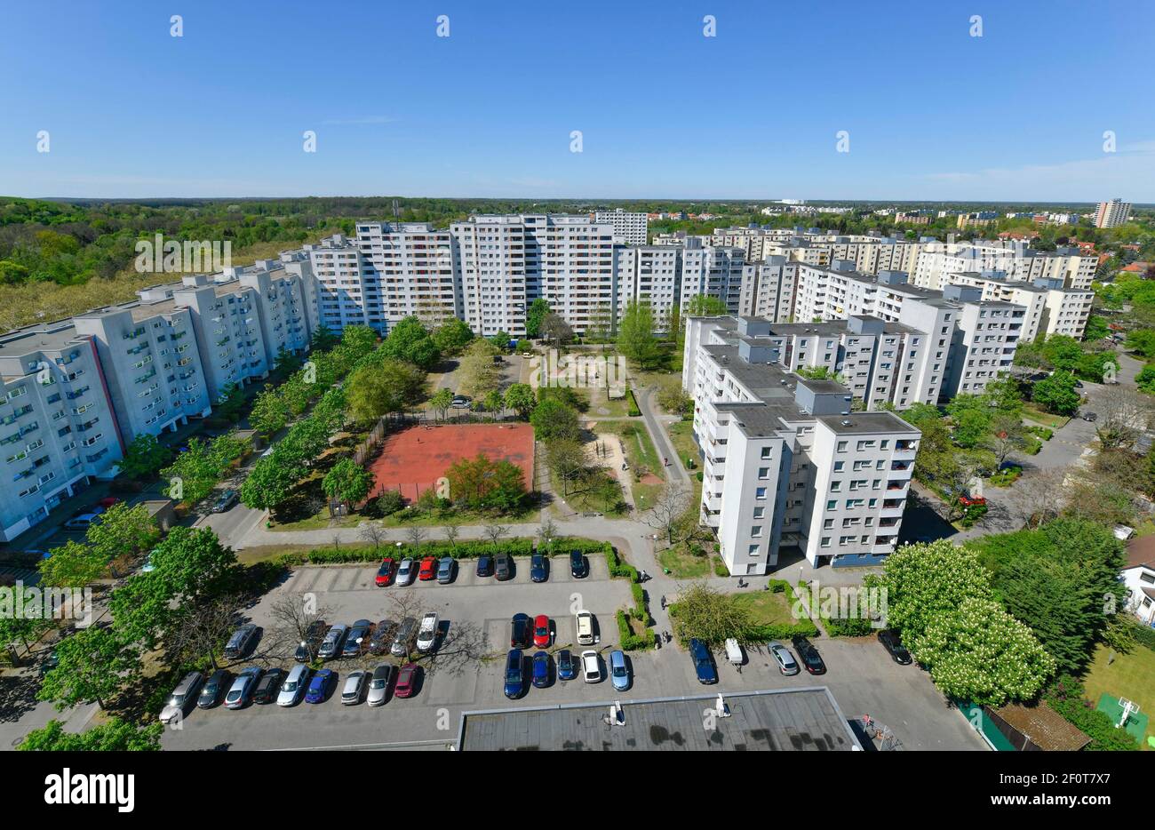 Residential buildings, Magistratsweg, Rudolf-Wissel-Siedlung, Staaken, Spandau, Berlin, Germany Stock Photo