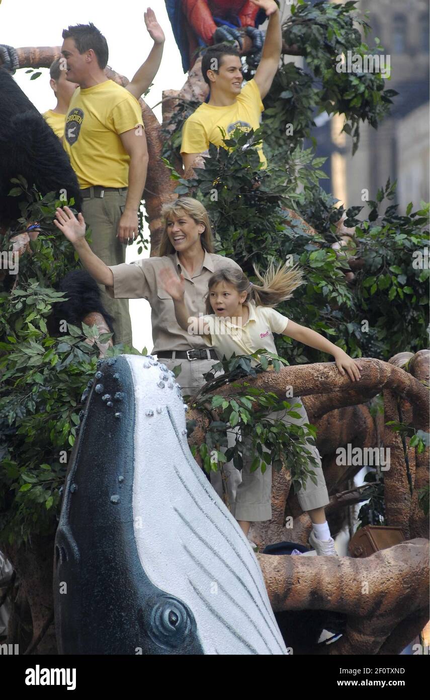 22 November 2007- New York, NY- Terri Raines, widow of the Crocodile Hunter  Steve Irwin and his daughter Bindi Sue Irwin. Celebrities at the Macy's  Thanksgiving Day Parade. Photo Credit: Erik Sumption/Sipa