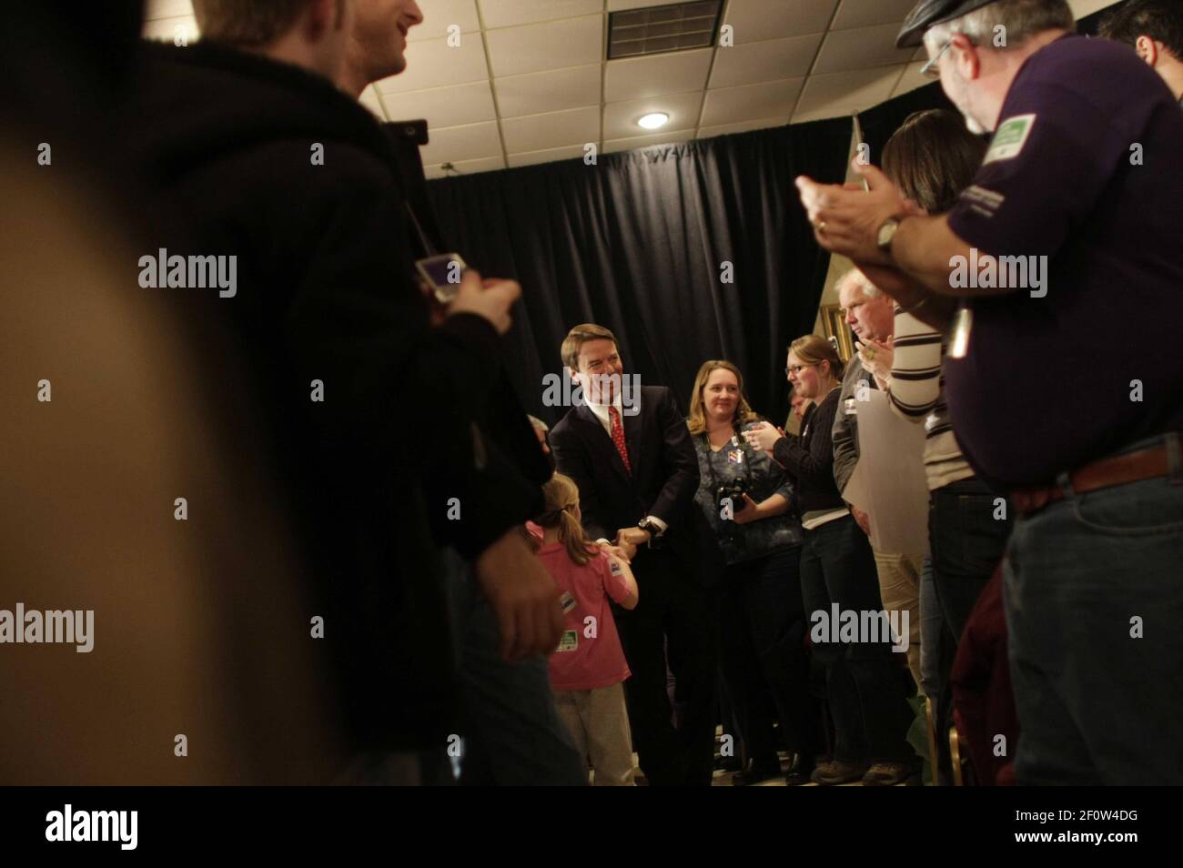 5 January 2008 Concord, NH Sen. John Edwards speaks with supporters
