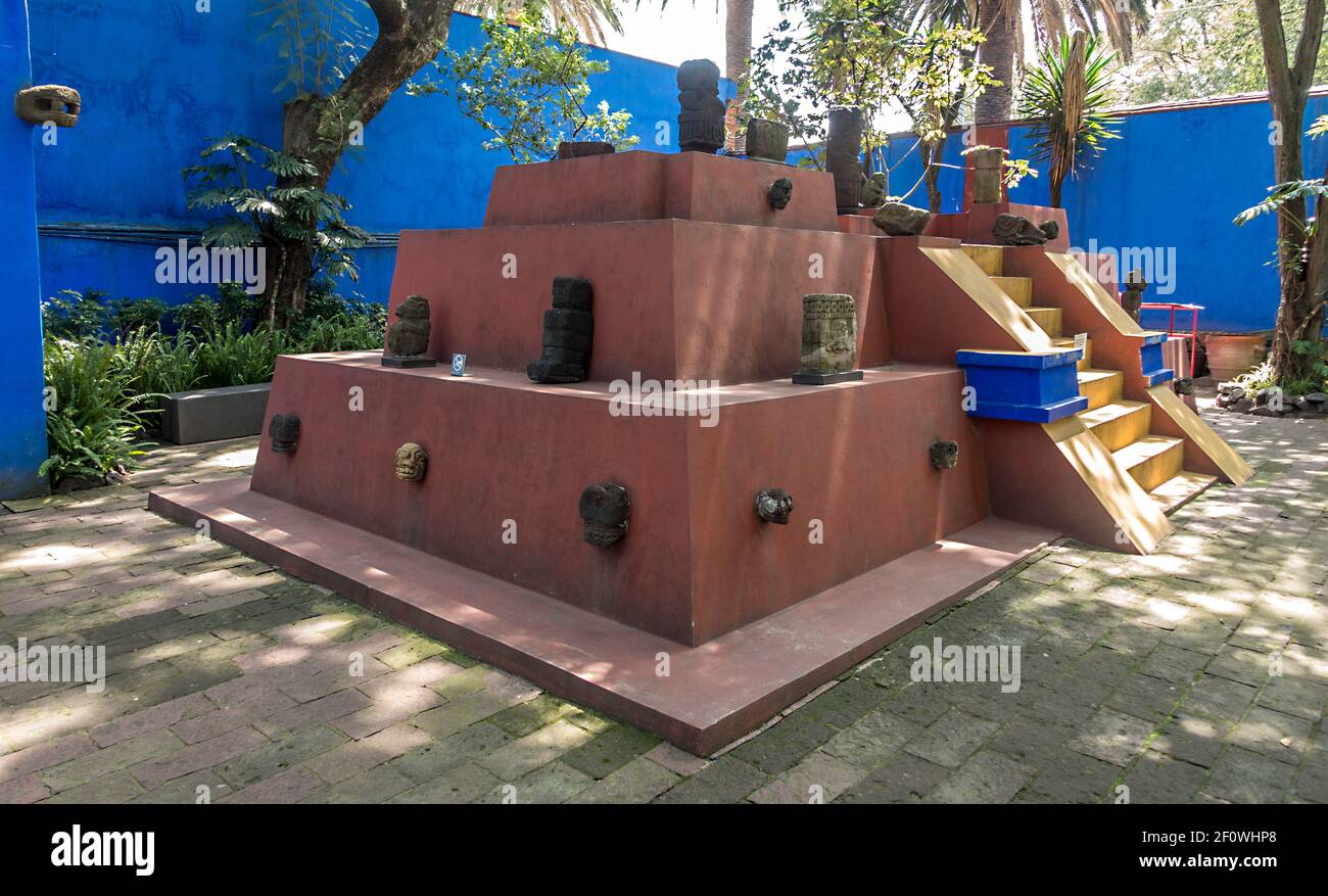 Pyramid in the garden of the Casa Azul (Blue House) of Frida Kahlo, Coyoacan, Mexico City, Mexico Stock Photo