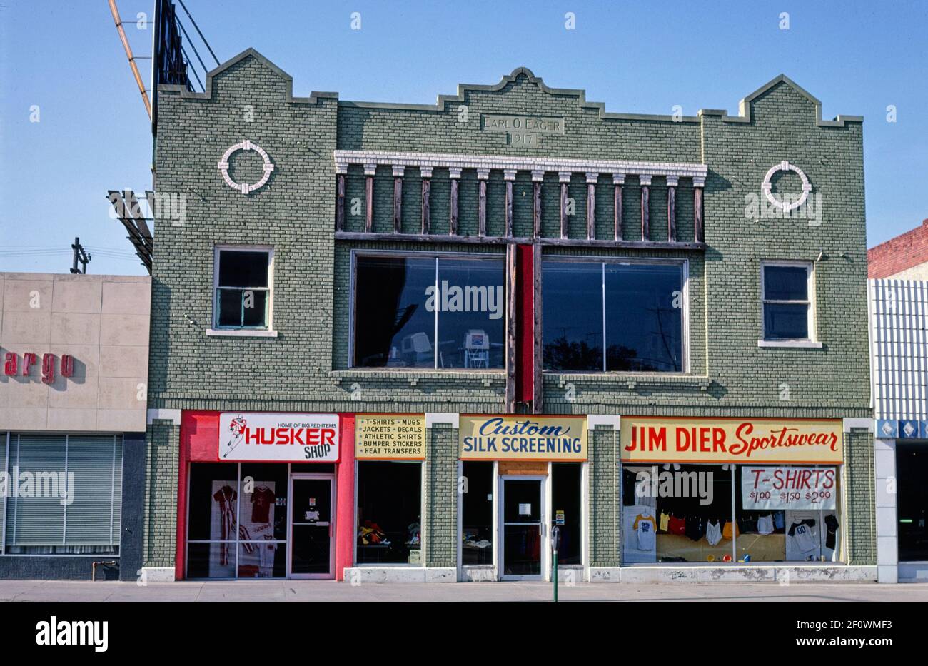Commercial building (1917) O Street Lincoln Nebraska ca. 1980 Stock Photo Alamy