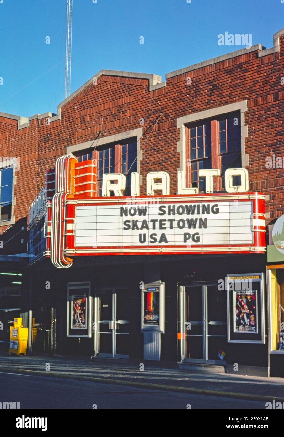 1970s movie theater hires stock photography and images Alamy