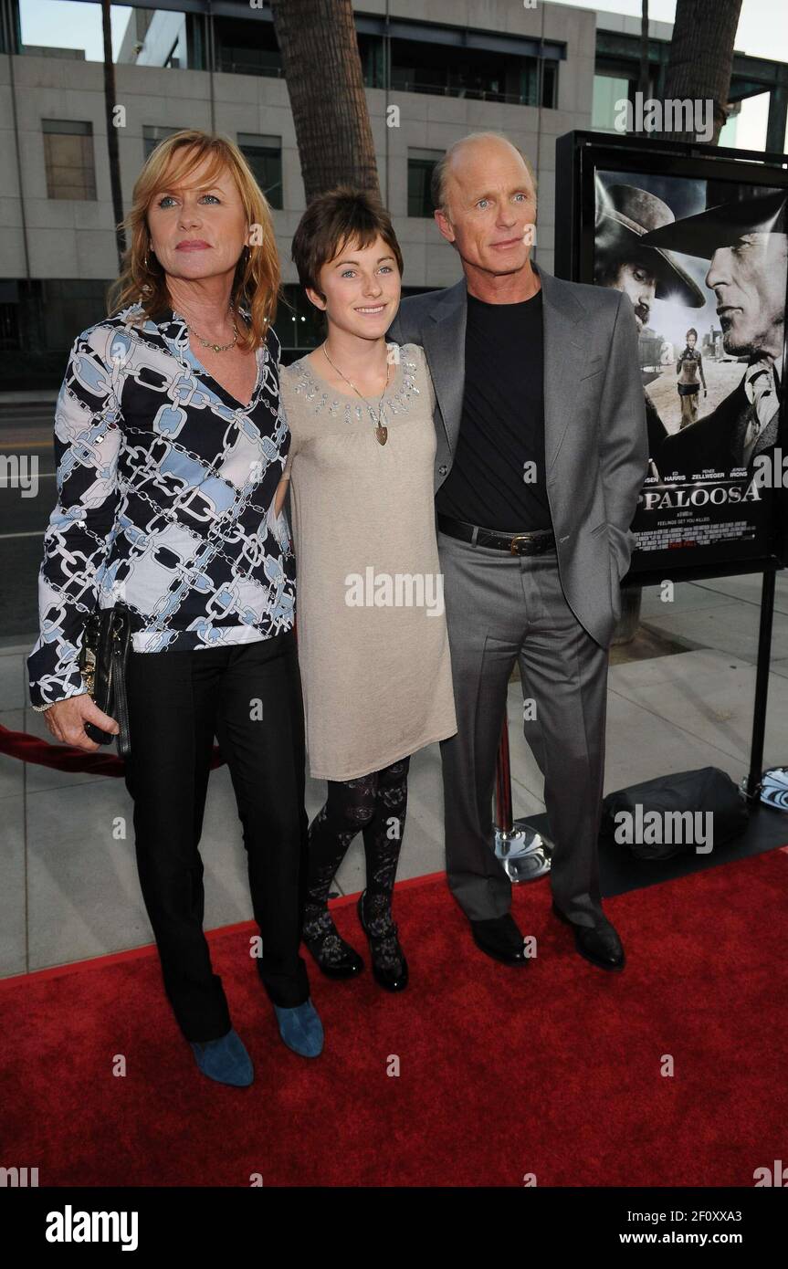 Amy Madigan and Ed Harris and Daughter. 17 September 2008 - Beverly