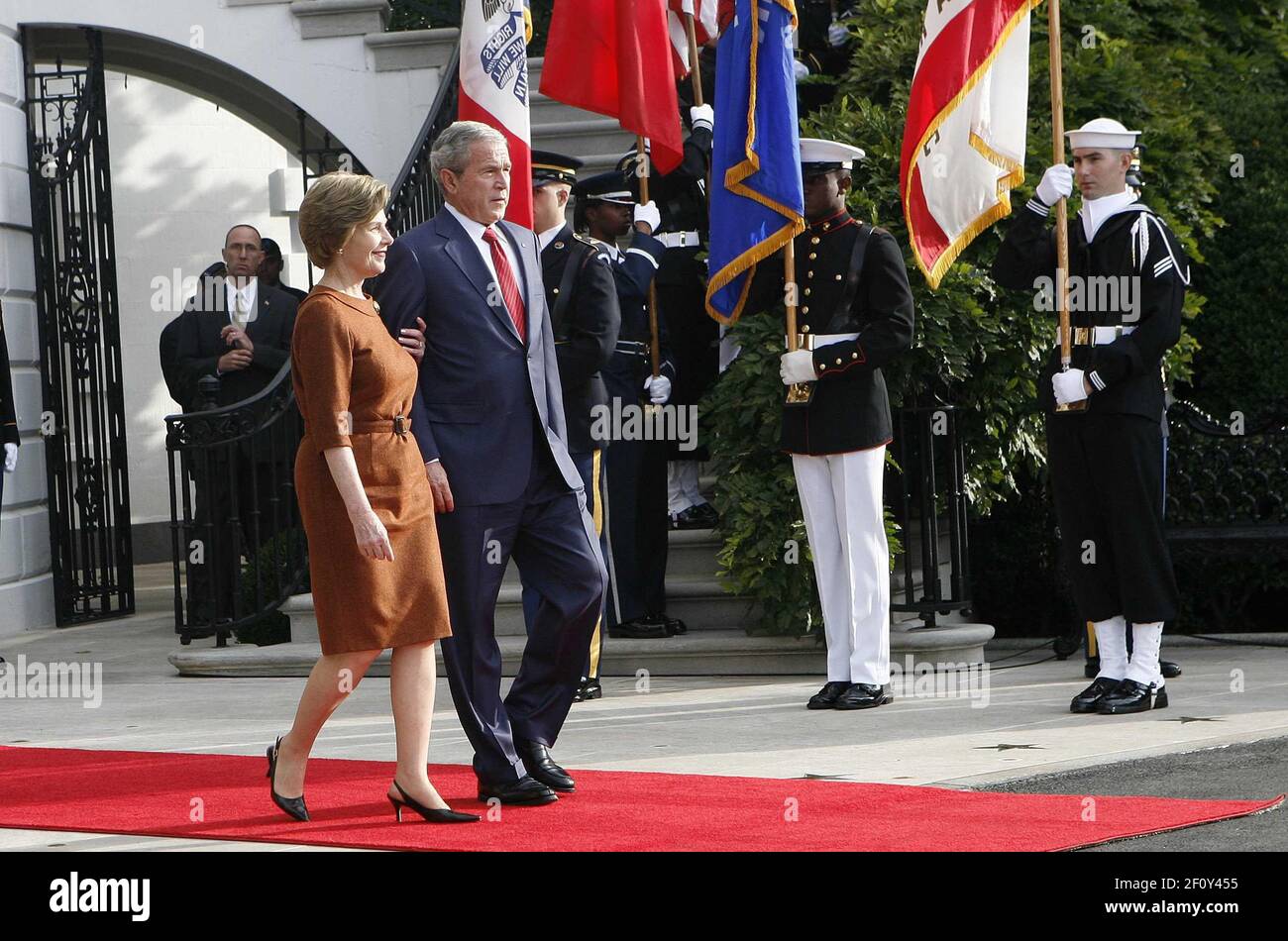 13 October 2008 - Washington, DC - President George W. Bush and Mrs ...