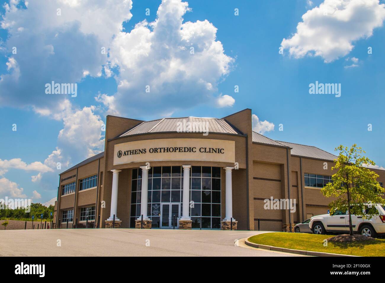 Loganville, Ga / USA 07 20 20 Athens Orthopedic Clinic building with