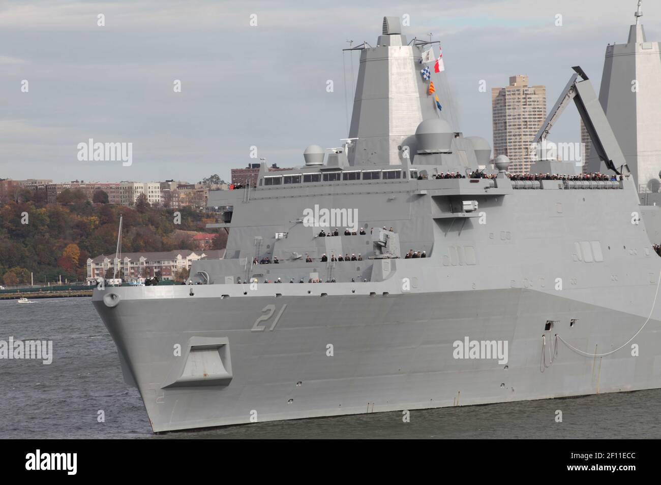 2 November 2009 - New York, NY - The amphibious dock landing ship Pre-Commissioning Unit (PCU) New York (LPD 21) transits New York Harbor. The ship has 7.5 tons of steel from the World Trade Center in her bow and will be commissioned Nov. 7 in New York City. Photo Credit: Jesse Johnson/US Navy/Sipa Press/0911042026 Stock Photo