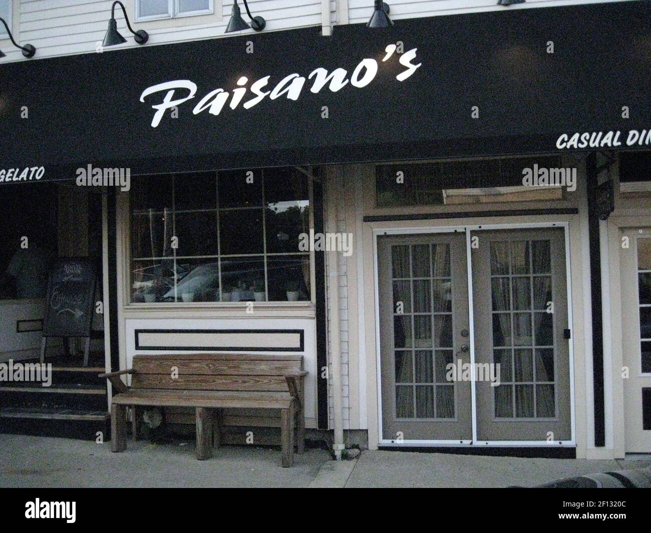 Hefty portions and moderate prices distinguish the Italian fare at