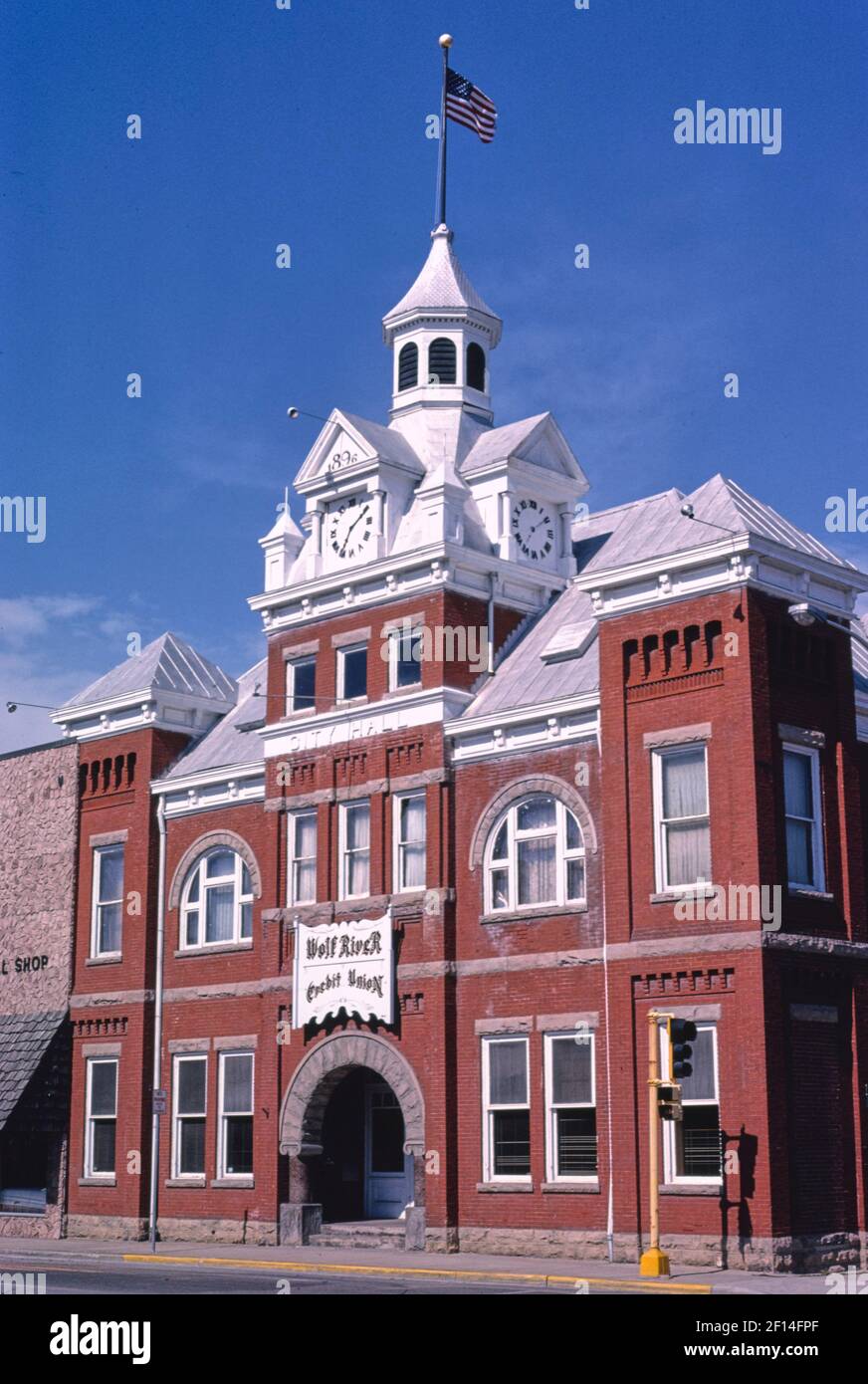 City Hall (1896) overall diagonal view Water Street New London Wisconsin ca. 1988 Stock Photo