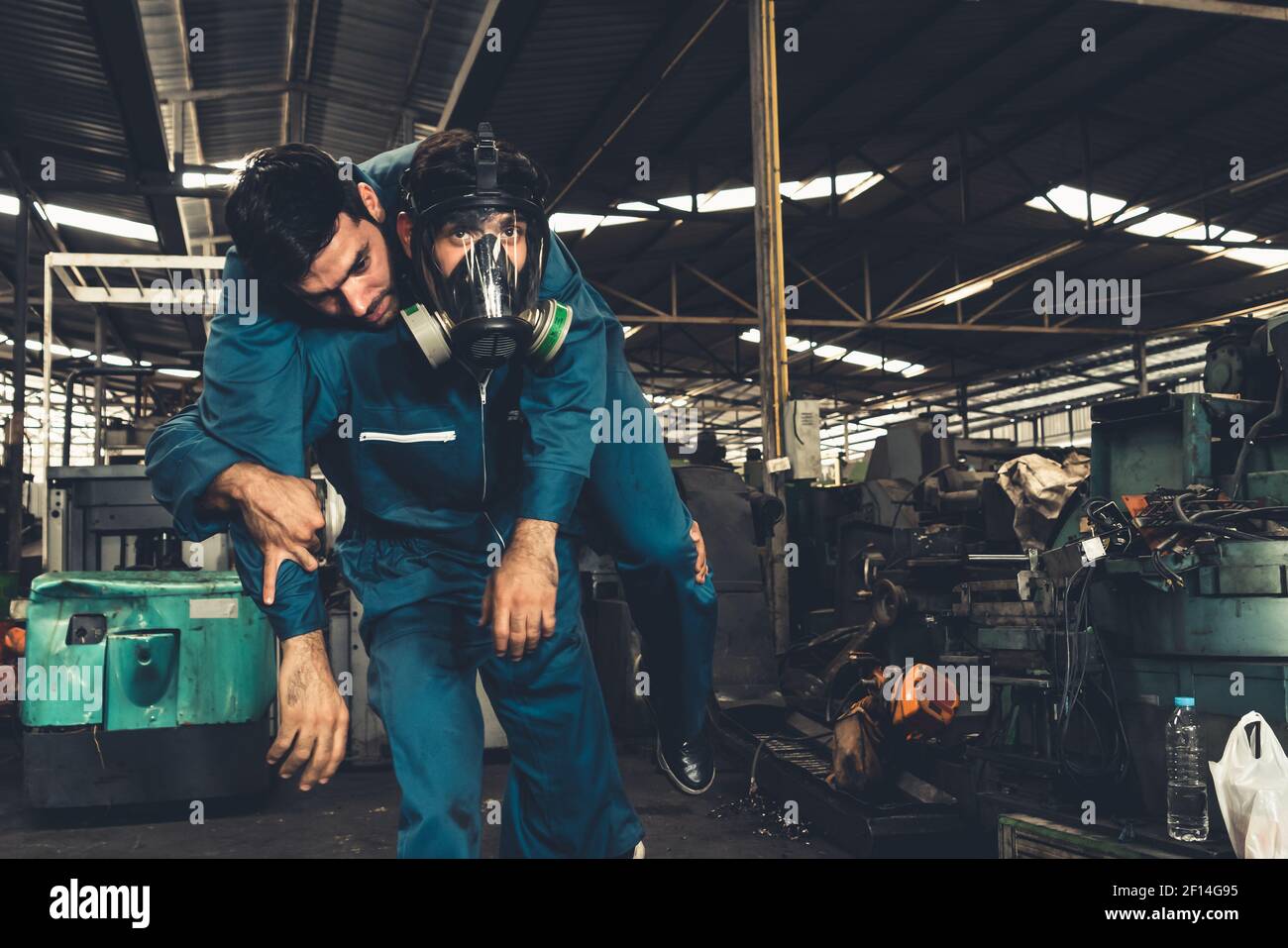 Workplace injury first aid hi-res stock photography and images - Alamy