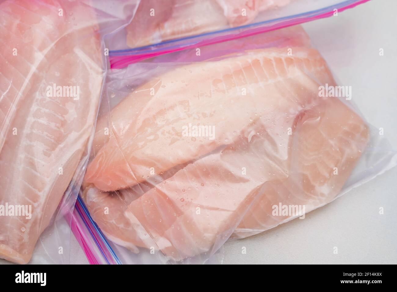 Freeze food box hi-res stock photography and images - Alamy
