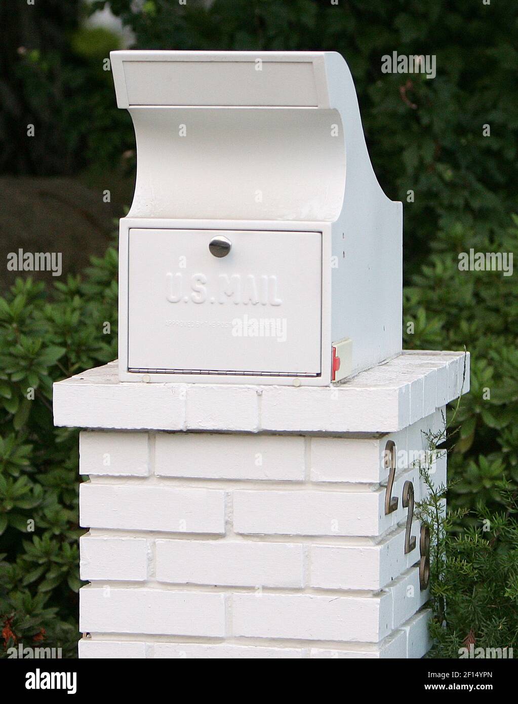 Keep your mail secure from theft with this specialty mailbox, which