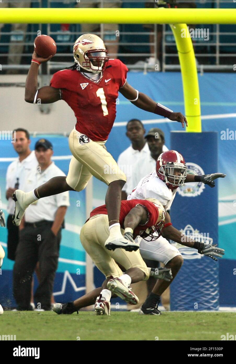 florida-state-quarterback-xavier-lee-leaps-to-throw-a-pass-against-alabama-at-jacksonville-municipal-stadium-on-saturday-september-29-2007-in-jacksonville-florida-stephen-m-dowellorlando-sentinelmctsipa-usa-2F1530P.jpg
