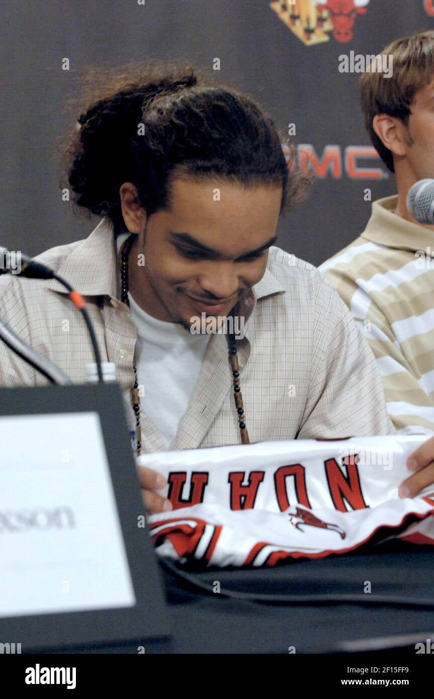 Chicago Bulls first round draft pick Joakim Noah admires his jersey during  a press conference in Deerfield, Illinois, Monday, July 2, 2007. (Photo by  David Trotman-Wilkins/Chicago Tribune/MCT/Sipa USA Stock Photo - Alamy