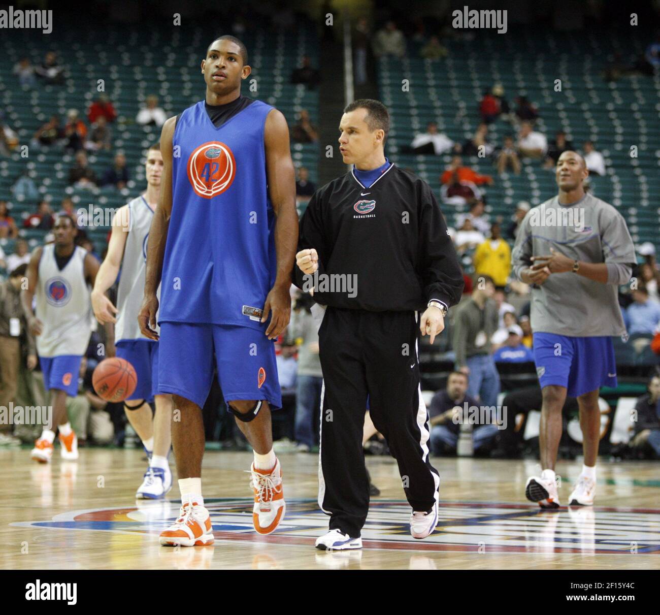 Florida head coach Billy Donovan walks with Al Horford during the team's practice session for the NCAA Men's Basketball Championship on Friday, March 30, 2007, in the Georgia Dome in Atlanta, Georgia. (Photo by Jim Prisching/Chicago Tribune/MCT/Sipa USA) Stock Photo