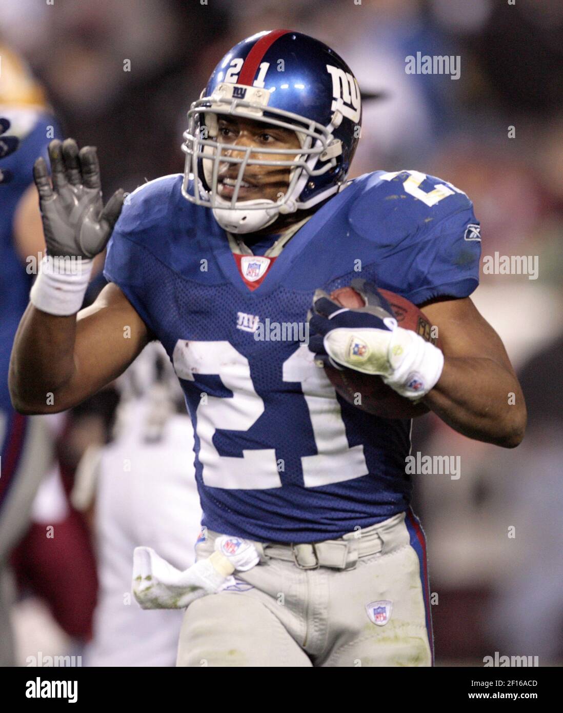 New York Giants Tiki Barber (21) is shown during their game