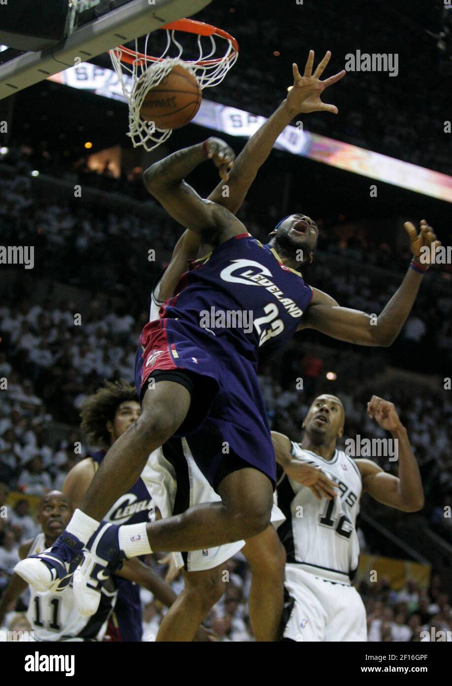 HD wallpaper: Lebron James, NBA, basketball, sports, Tim Duncan