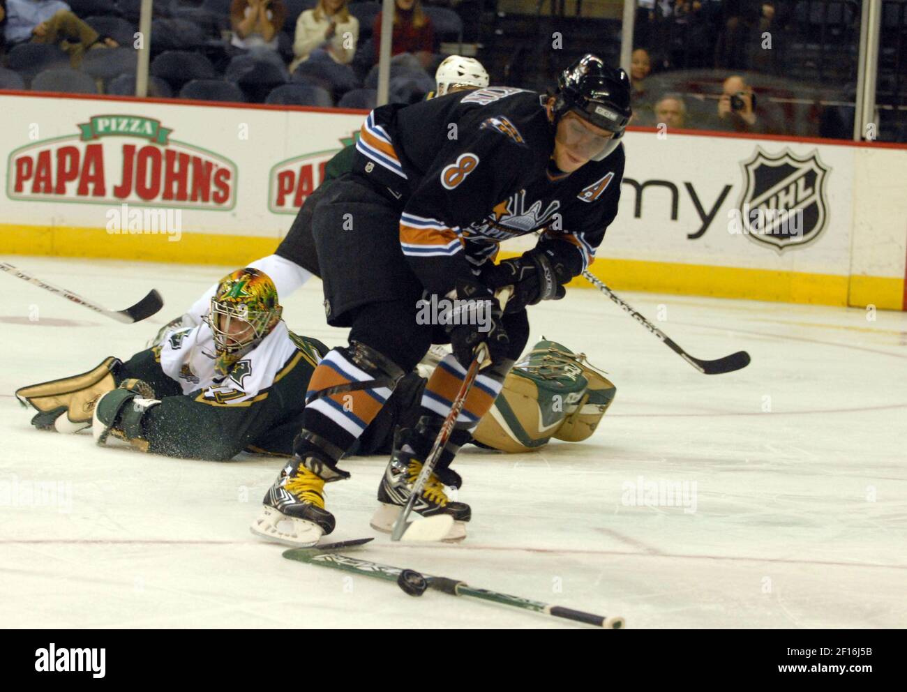 Dallas Stars' goalie Mike Smith throws 