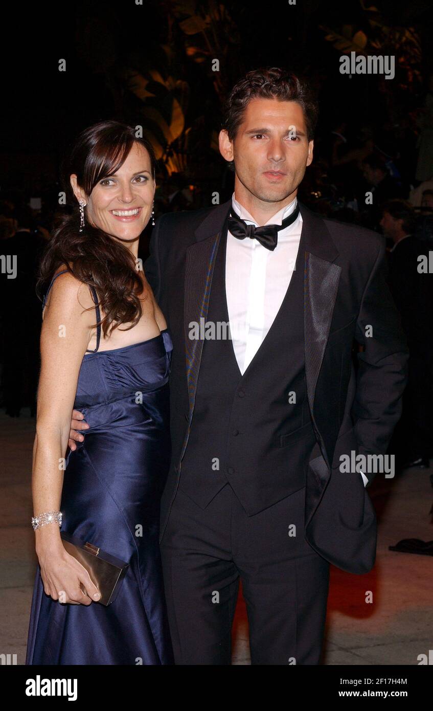 Eric Bana and his wife Rebecca Gleeson arrive at the 2006 Vanity Fair ...