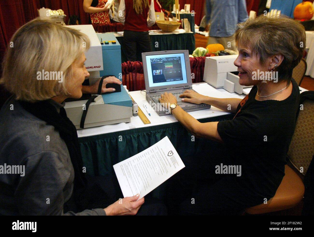 Bone density scan scan High Resolution Stock Photography and Images Alamy