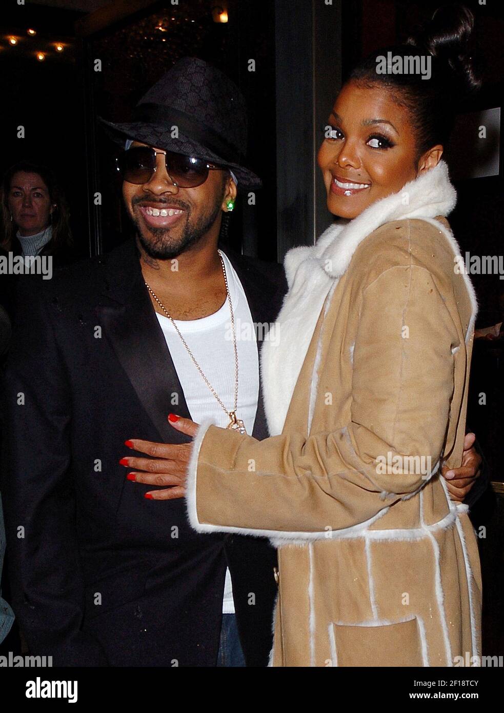 KRT ENTERTAINMENT STAND ALONE PHOTO SLUGGED: FADETOBLACK KRT PHOTOGRAPH BY  NICOLAS KHAYATABACA PRESS (November 5) Jermaine Dupri and Janet Jackson  attend the world premiere of Jay-Z's movie Fade To Black held at