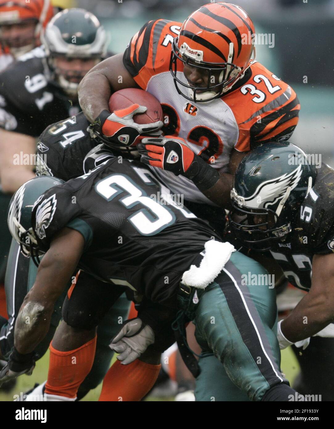 57 Cincinnati Bengals Jeremi Johnson Photos & High Res Pictures