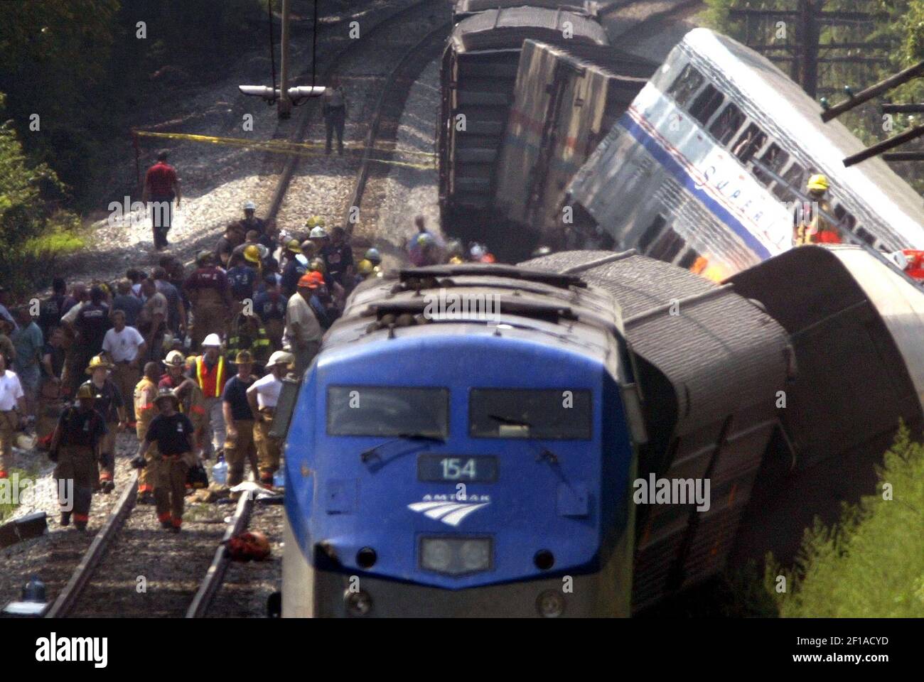 KRT US NEWS STORY SLUGGED AMTRAKCRASH KRT PHOTOGRAPH BY CHUCK KENNEDY