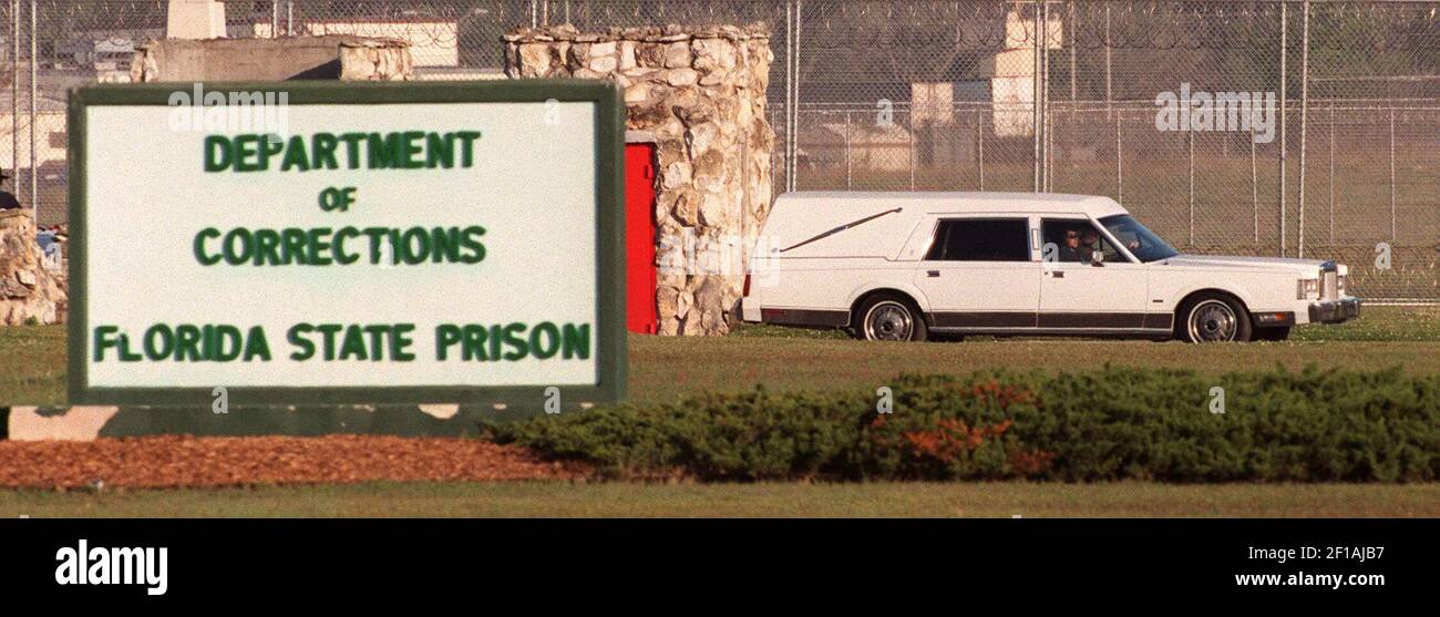 KRT NEWS STORY SLUGGED EXECUTION KRT PHOTOGRAPH BY JOE BURBANK/THE