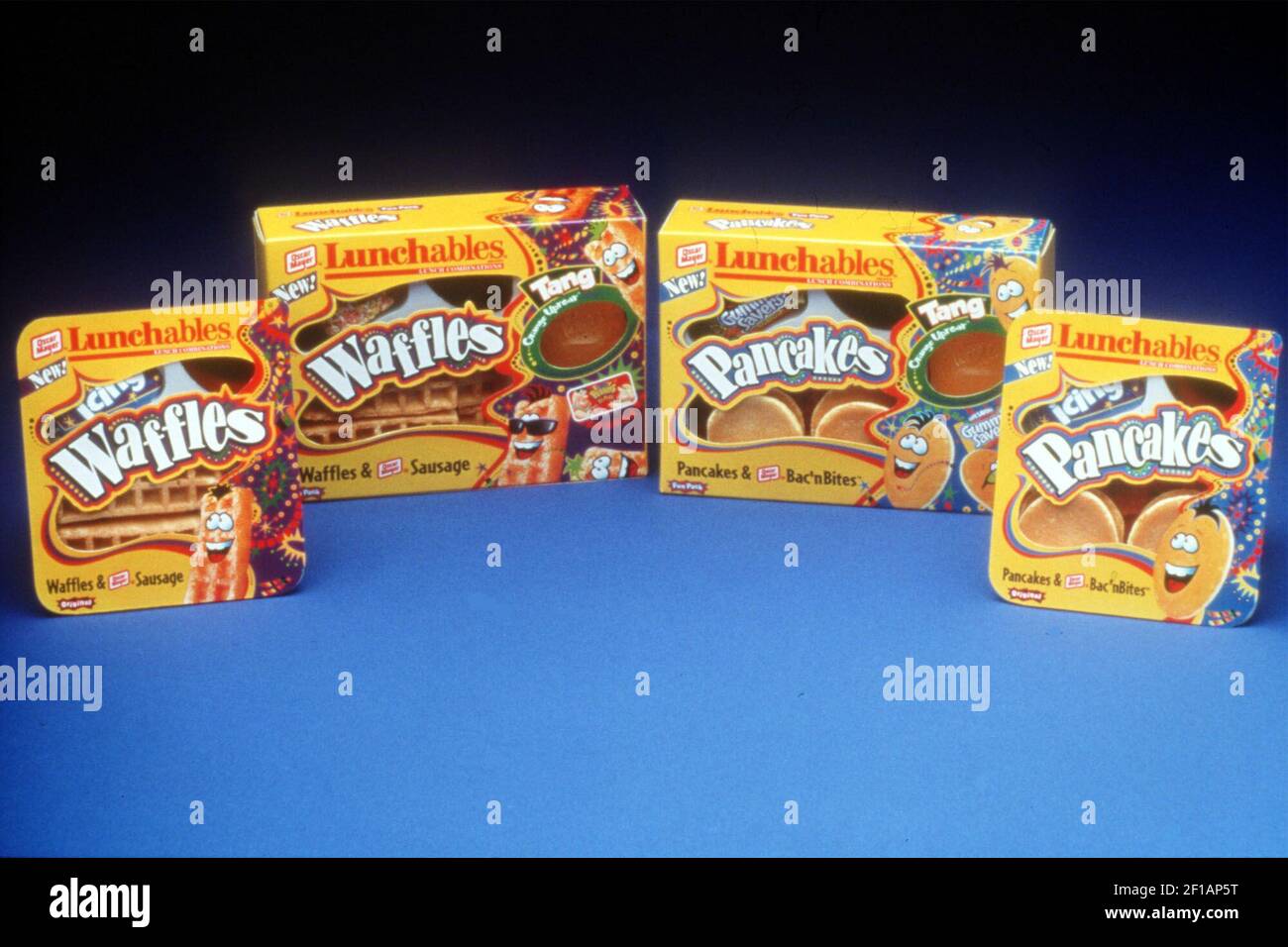 KRT LIFESTYLE STORY SLUGGED: MEALKITS KRT PHOTOGRAPH COURTESY OF CON  KRAFT/KRT (KRT121 - August 19 ) The photograph show's Kraft's breakfast  foods product Lunchables, featuring ready-to-eat waffles sticks or mini  pancakes and