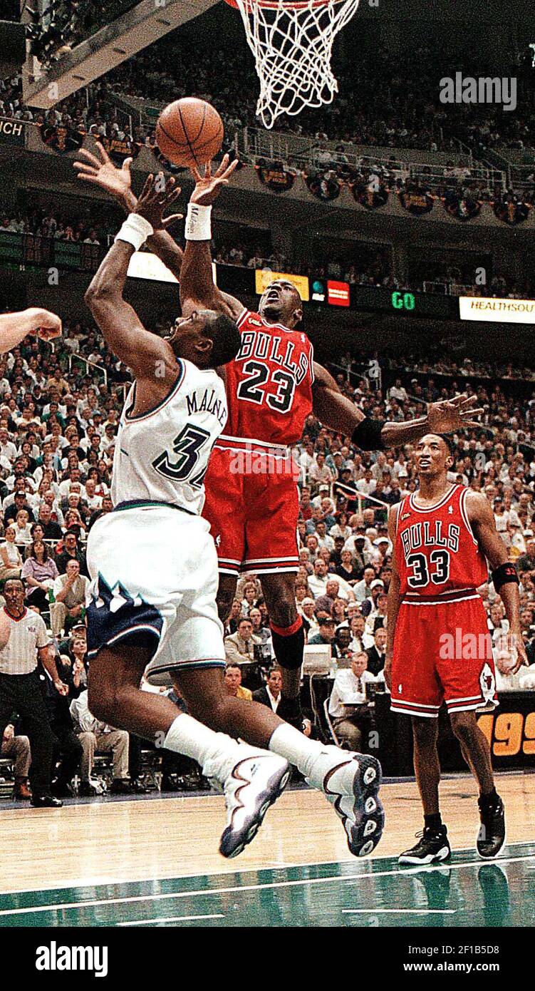 Lot Detail - 1998 Scottie Pippen Chicago Bulls NBA Finals Game 6