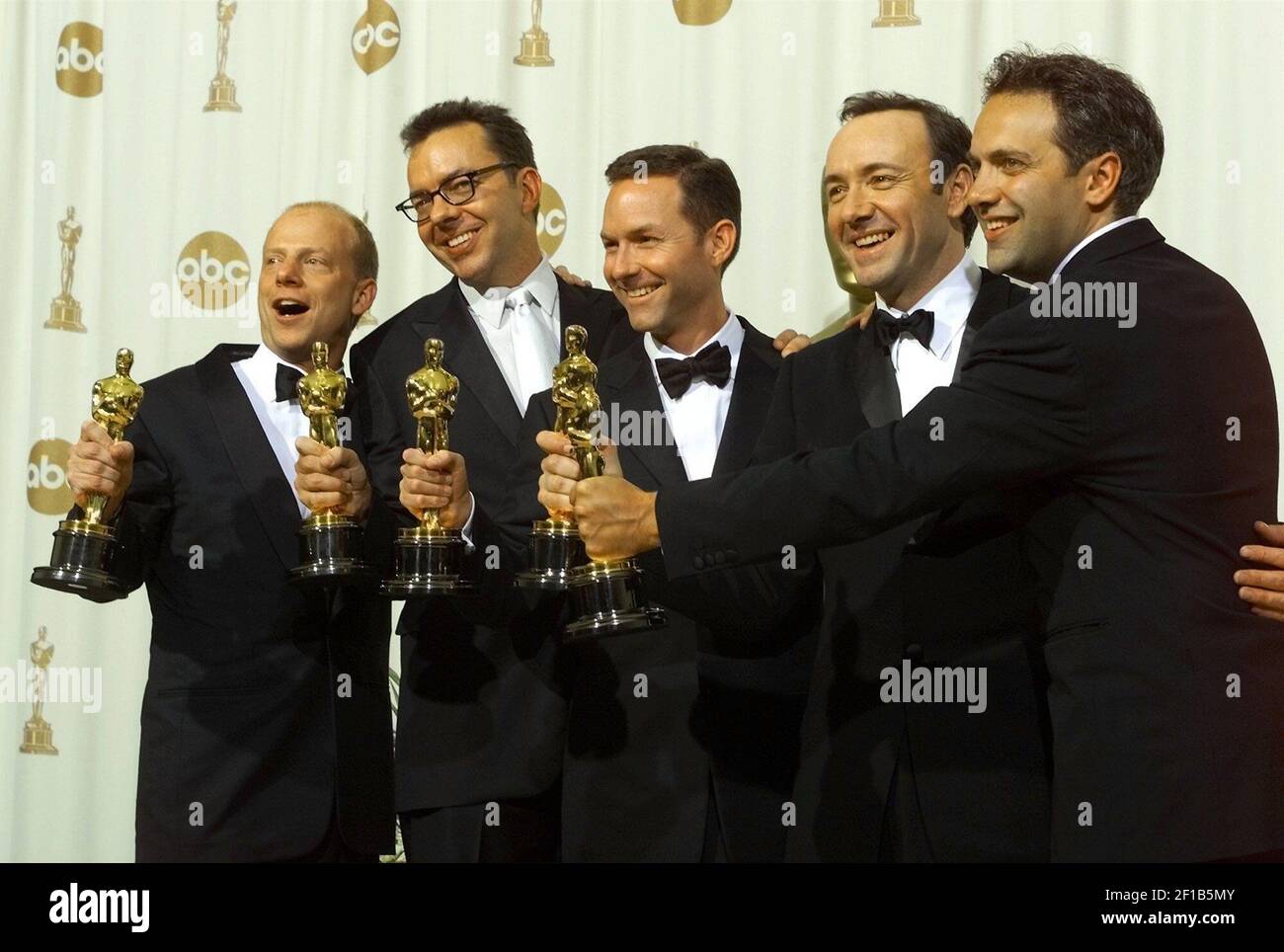 KRT ENTERTAINMENT STORY SLUGGED: OSCARS KRT PHOTOGRAPH BY MICHAEL 